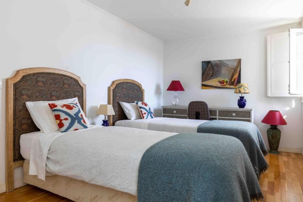 Historical 3 Bedroom Duplex In Apartment Lissabon