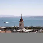 Historical 3 Bedroom Duplex Apartment In Lisbon