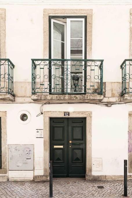 Historical 3 Bedroom Duplex In Apartment *