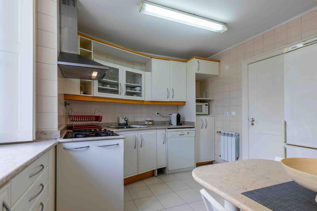 Historical 3 Bedroom Duplex In * Lissabon