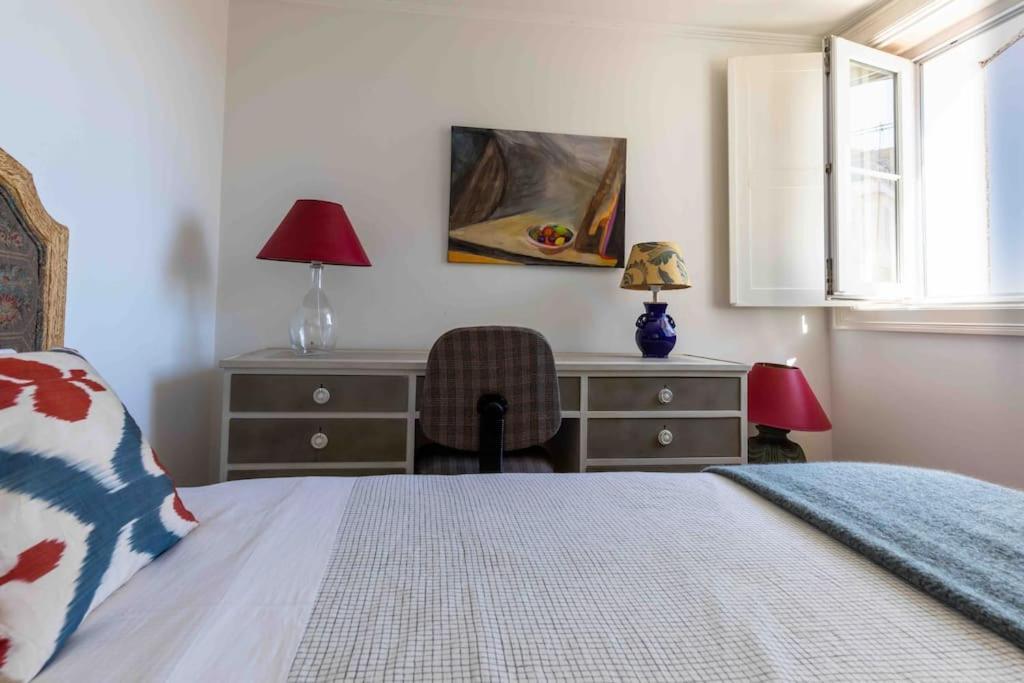 Apartment Historical 3 Bedroom Duplex In *