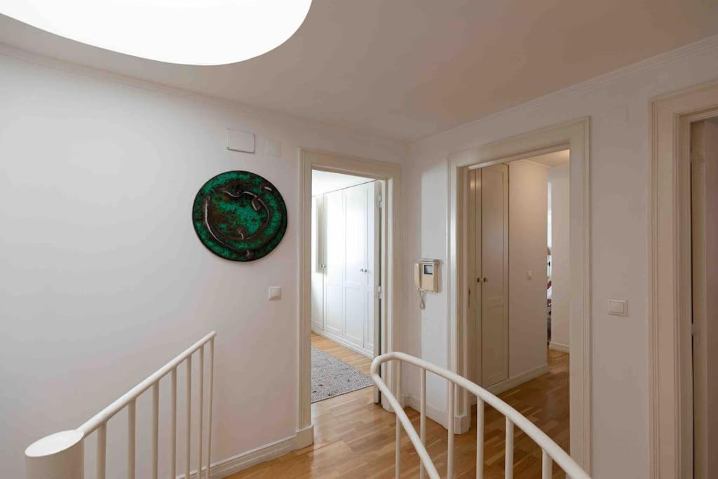 Apartment Historical 3 Bedroom Duplex In