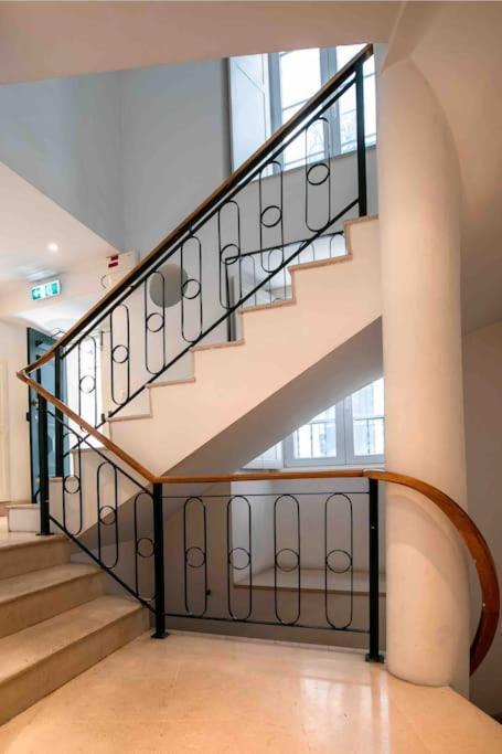Historical 3 Bedroom Duplex In Apartment Lissabon